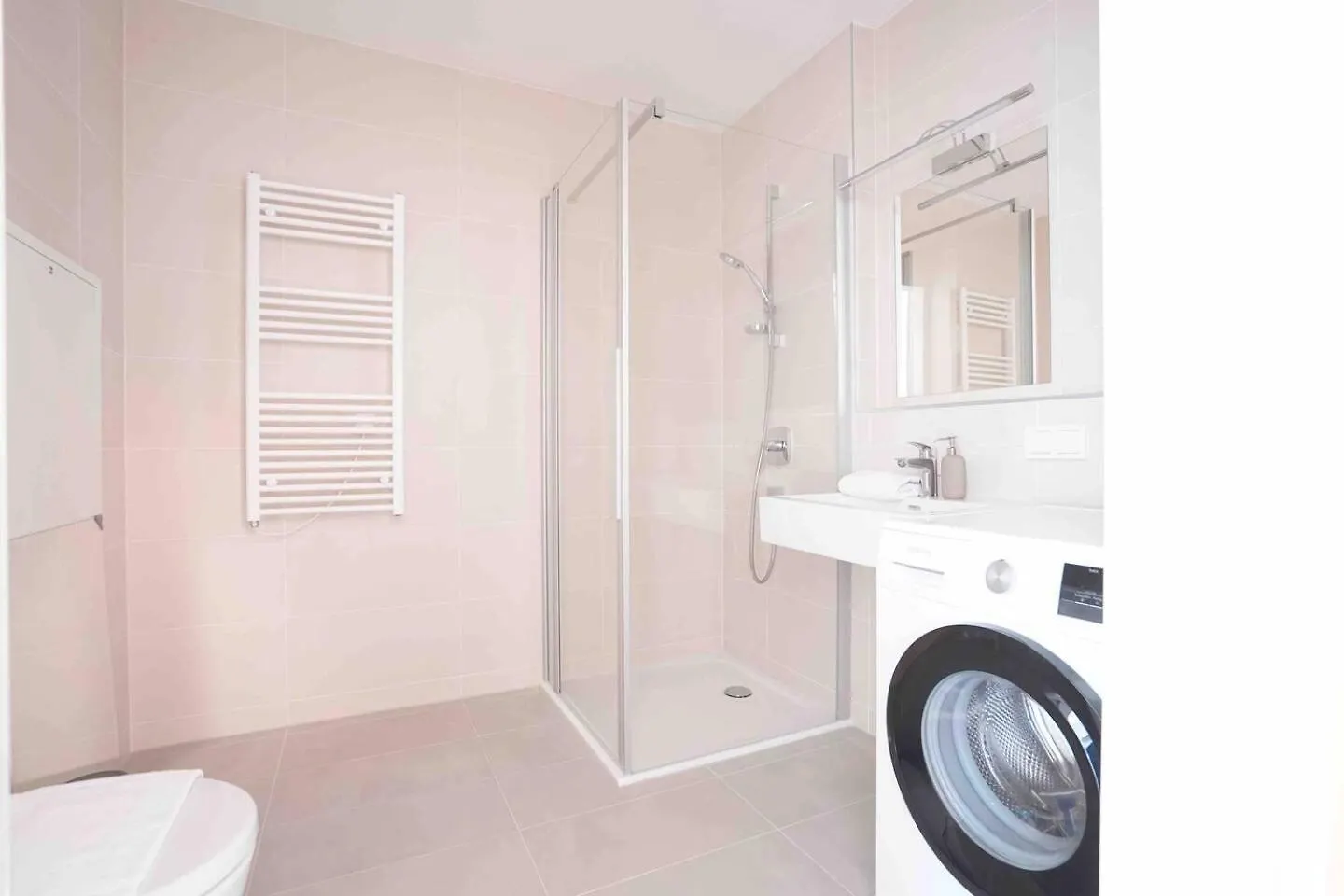 Exquisite Studio With Rooftop Pool Apartment Vienna